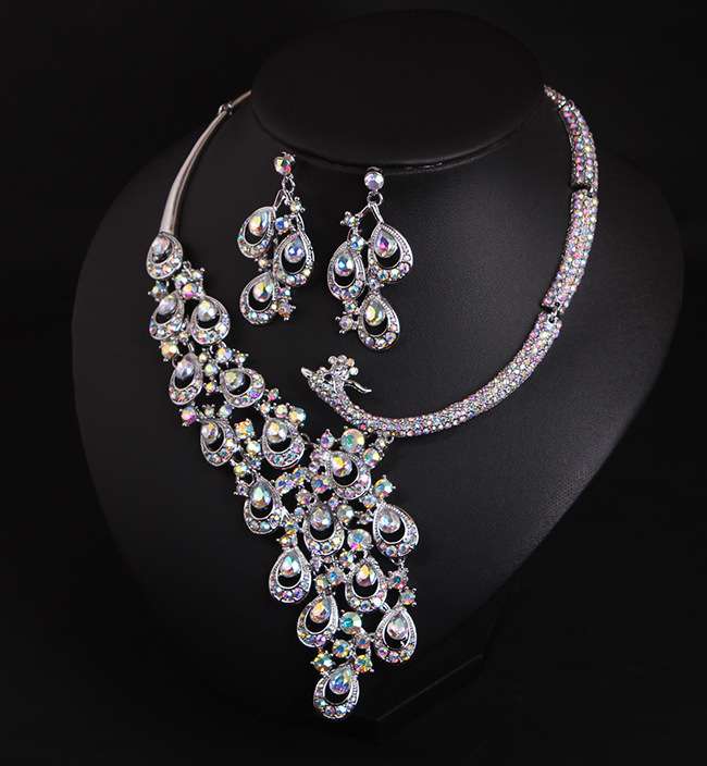 Peacock Crystal Jewelry Set for Women in Pakistan - Image 3