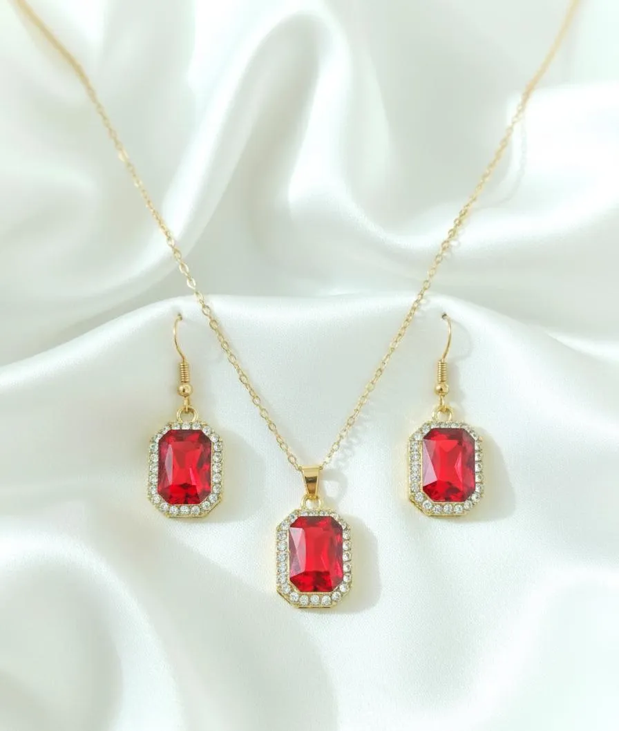 Pendant Earrings Set for Women in Pakistan | Golden Jewelry - Image 3