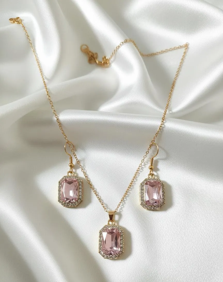Pendant Earrings Set for Women in Pakistan | Golden Jewelry - Image 2