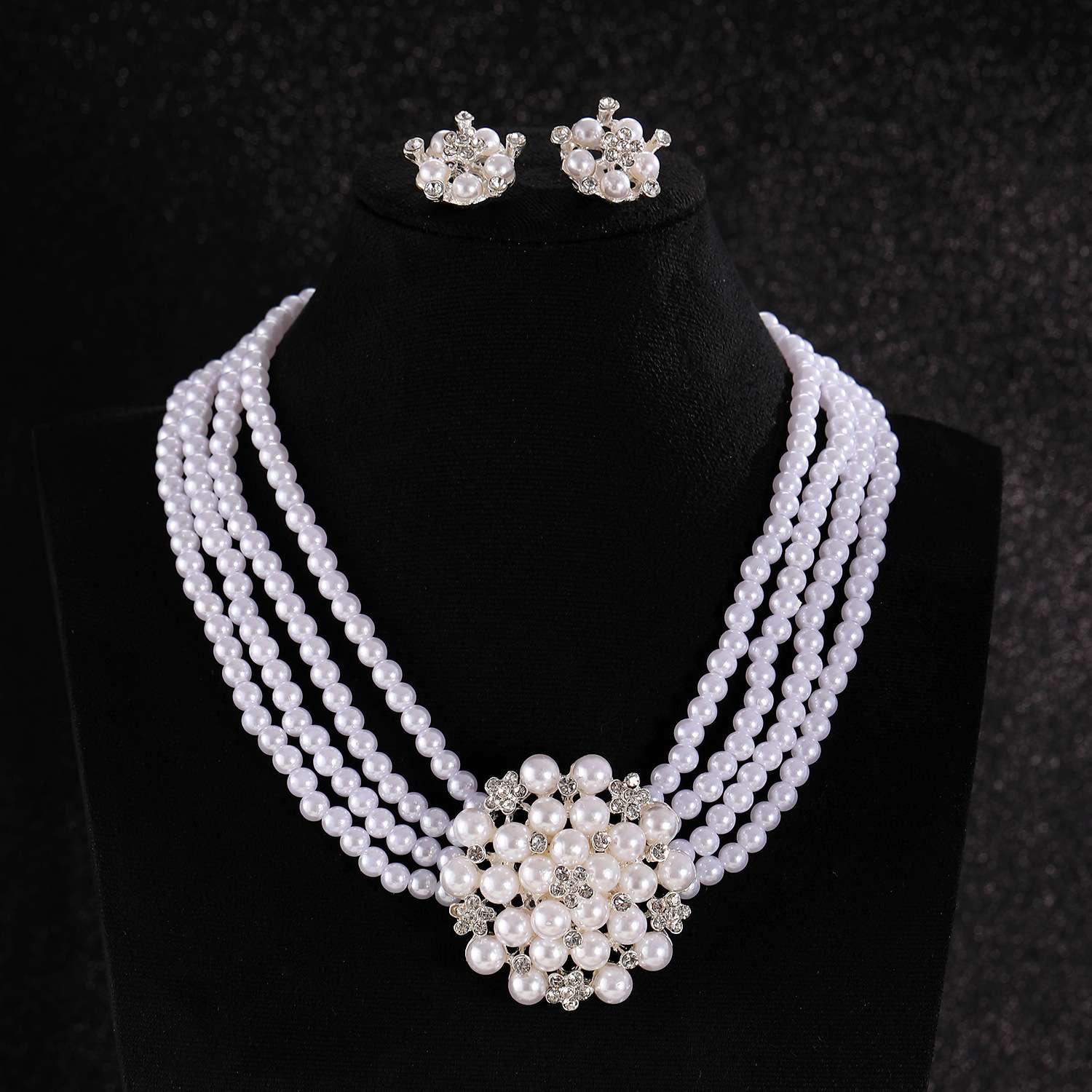 White Pearl Jewelry Set for Women in Pakistan - Image 11
