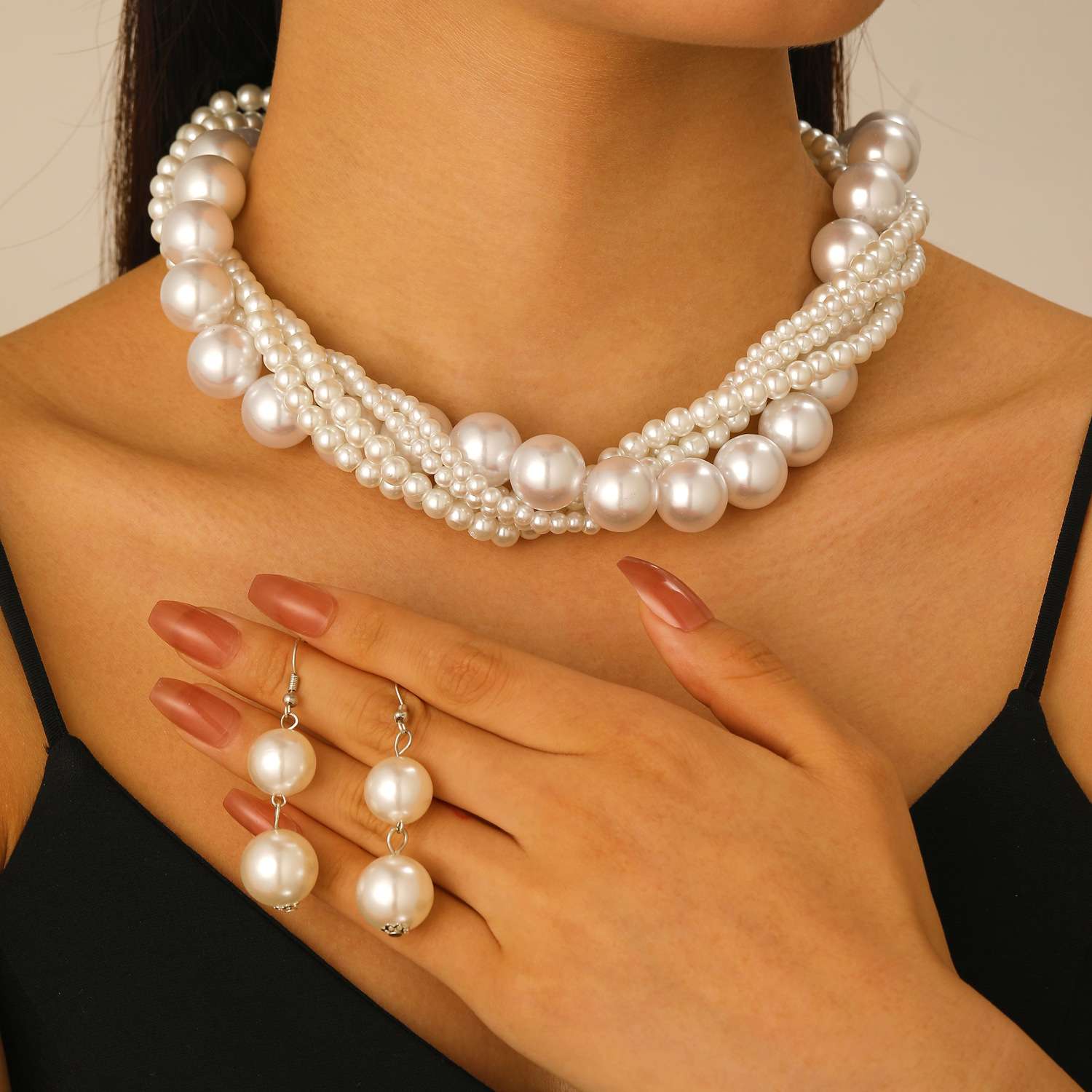White Pearl Jewelry Set for Women in Pakistan - Image 5