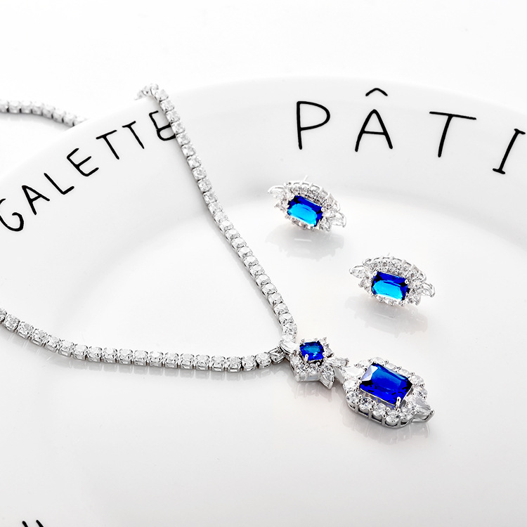 Zircon Necklace & Earrings Set - Image 8