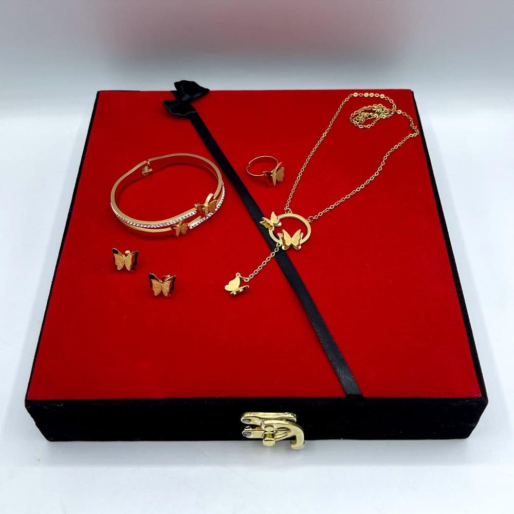 Golden Plated Butterfly Necklace Set for Pakistani Women - Image 3