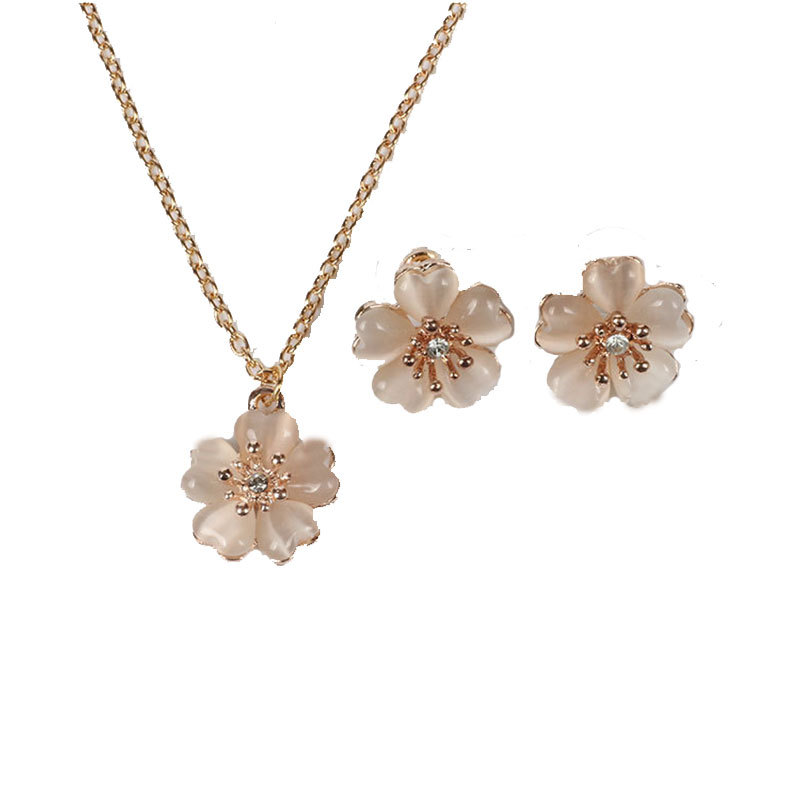 Flower Necklace & Earrings Set for Pakistani Women - Image 4