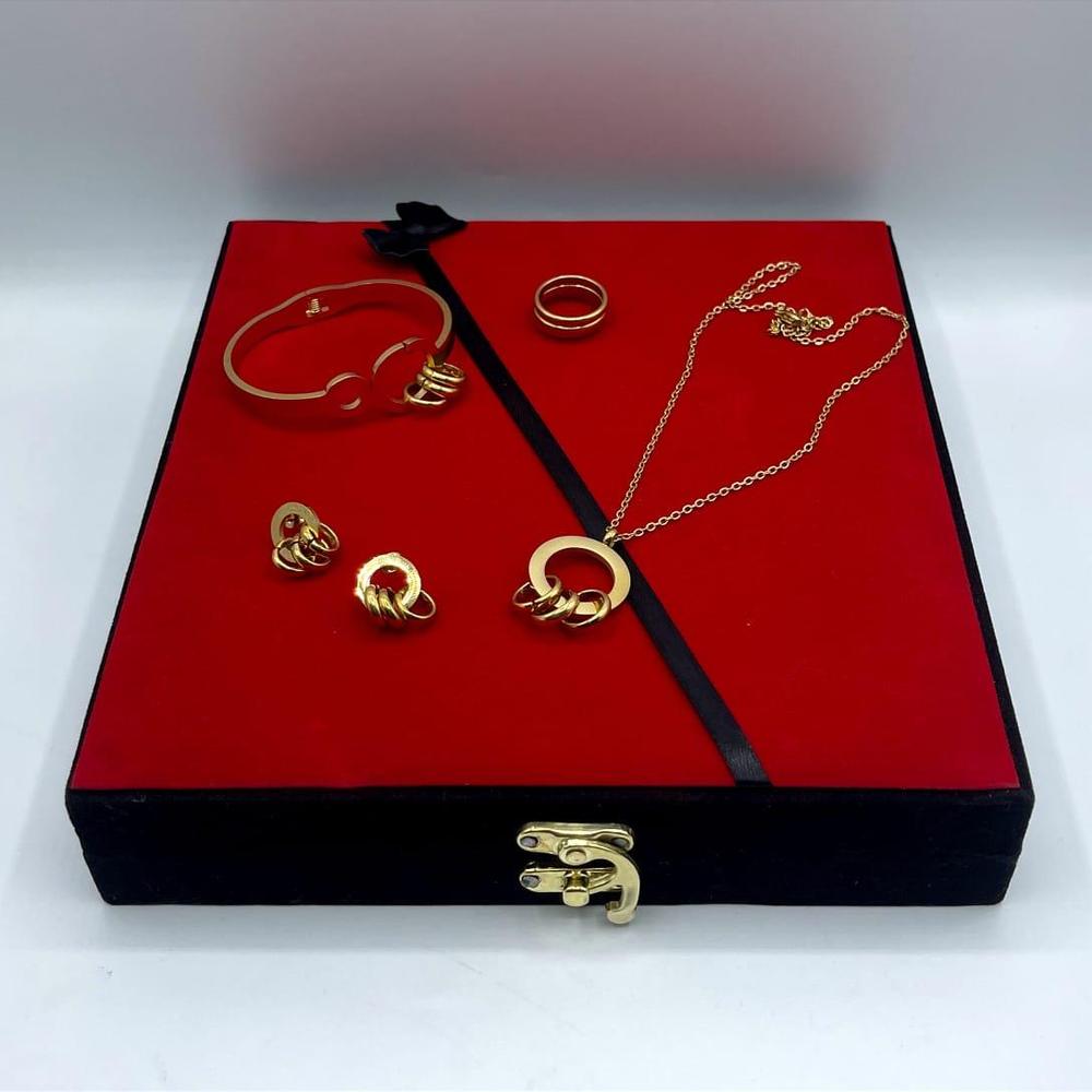 Golden Plated Necklace Set for Women – 5 Pcs Jewelry Set - Image 2